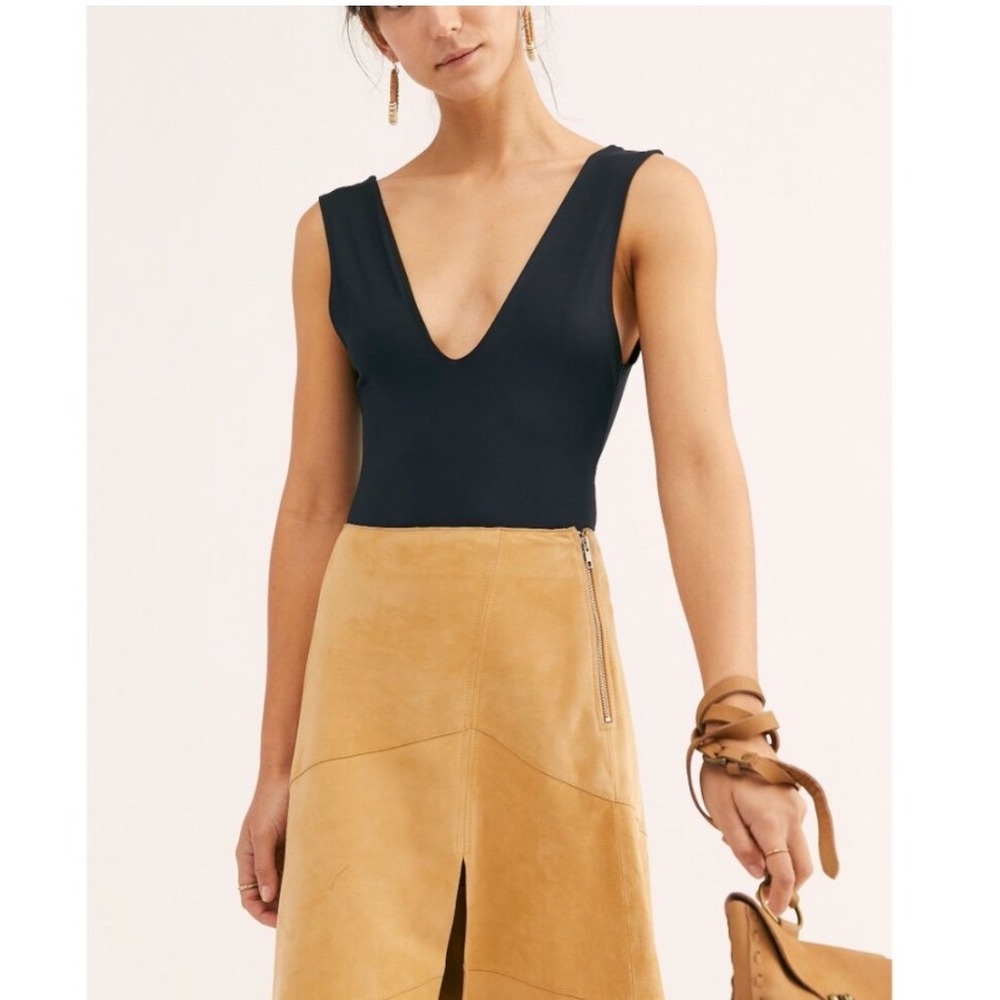 Intimately Free People Keep It Sleek Bodysuit Black V-Neck Sleeveless Small - Picture 3 of 9
